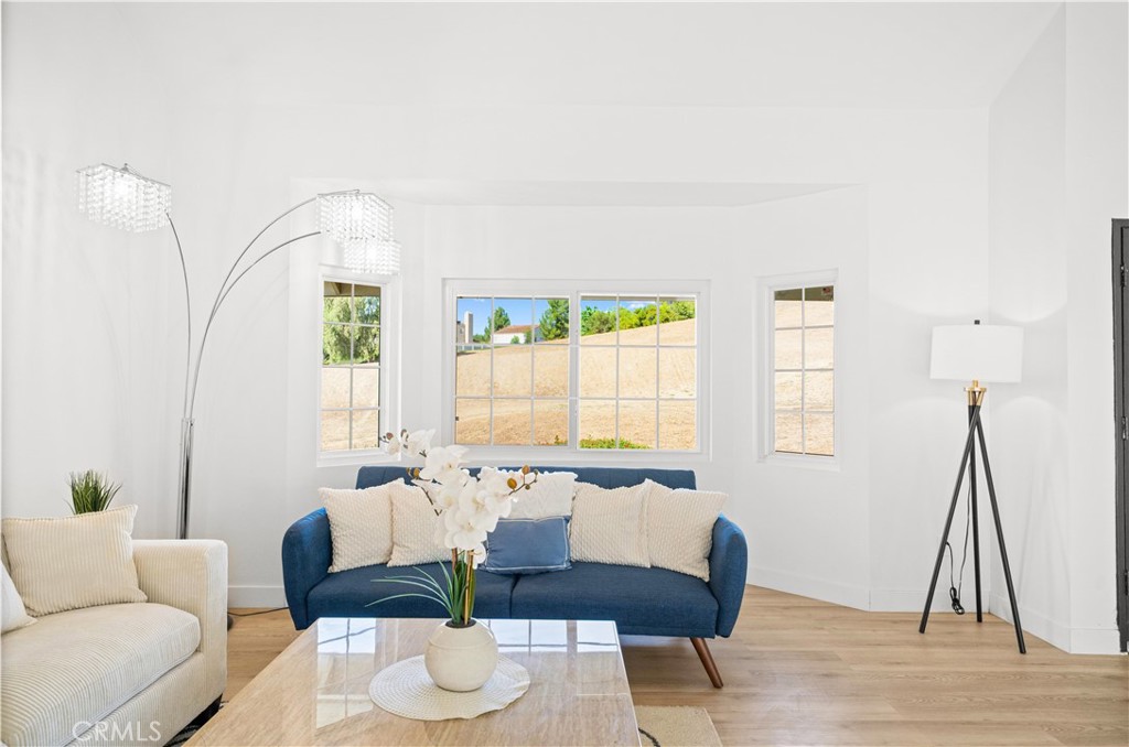 15015 Aqueduct Property Photo 11