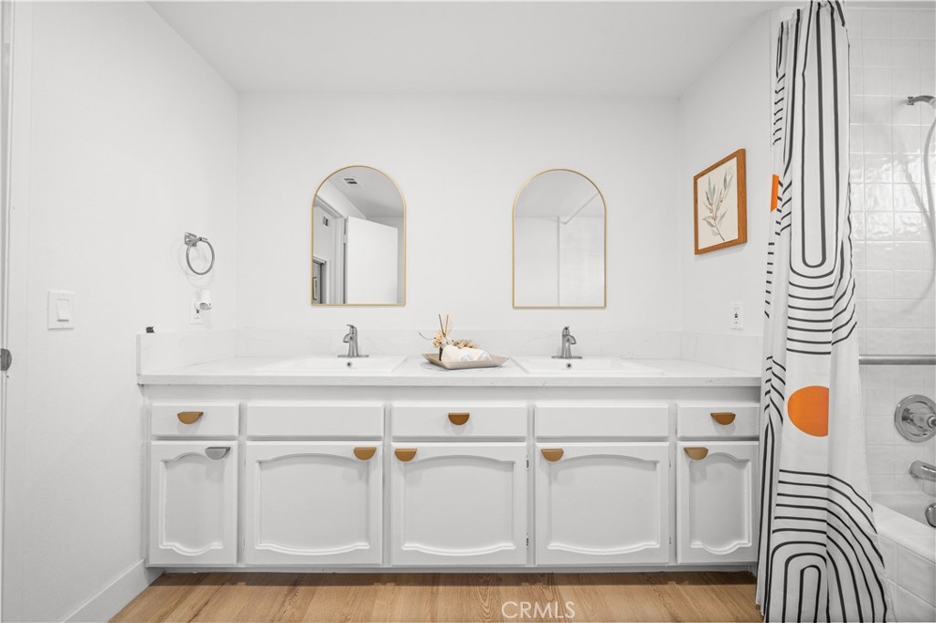 15015 Aqueduct Property Photo 28