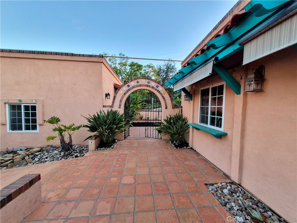 16211 Highland Valley Road Property Photo 7