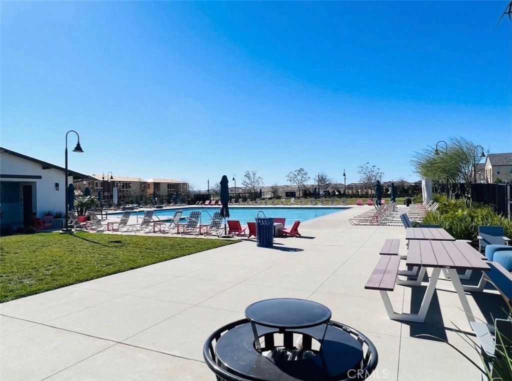 3900 S Oasis Paseo 36 Property Photo 32