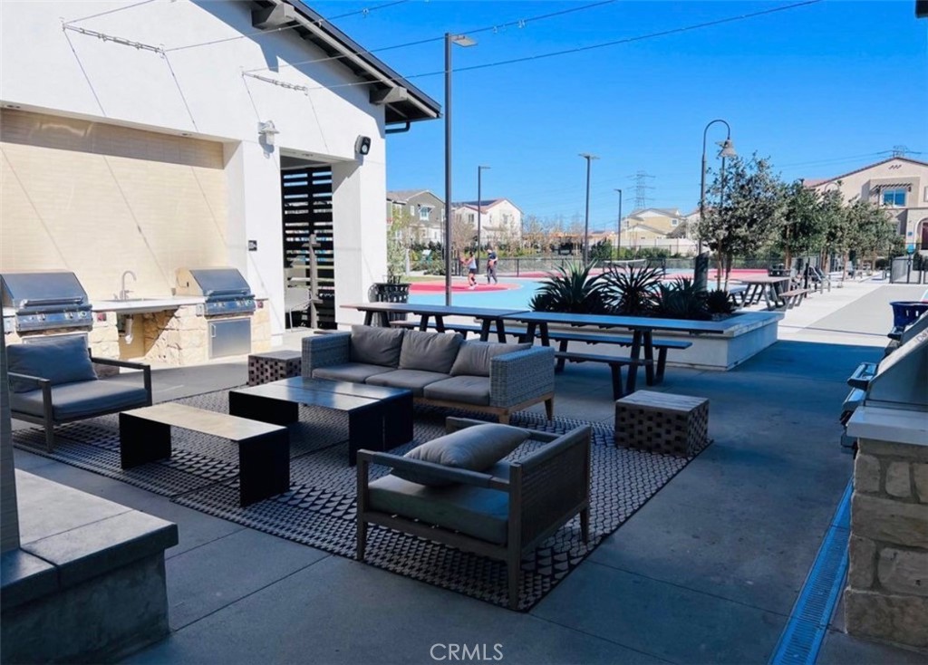 3900 S Oasis Paseo 36 Property Photo 34
