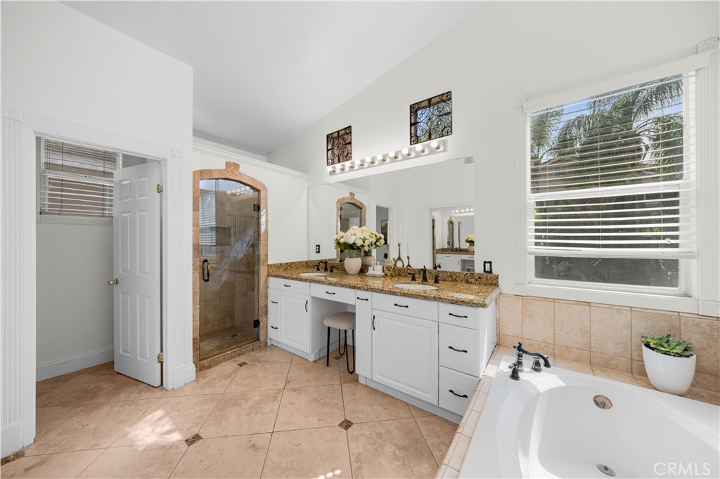 16190 Vermeer Drive Property Photo 27