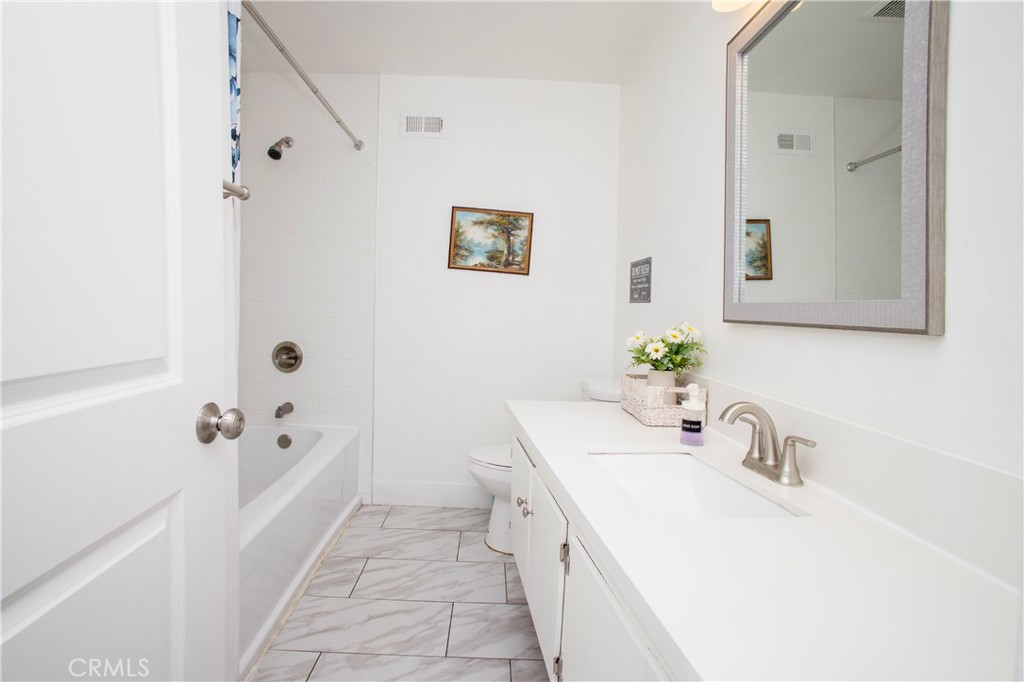 3040 La Puente Property Photo 12