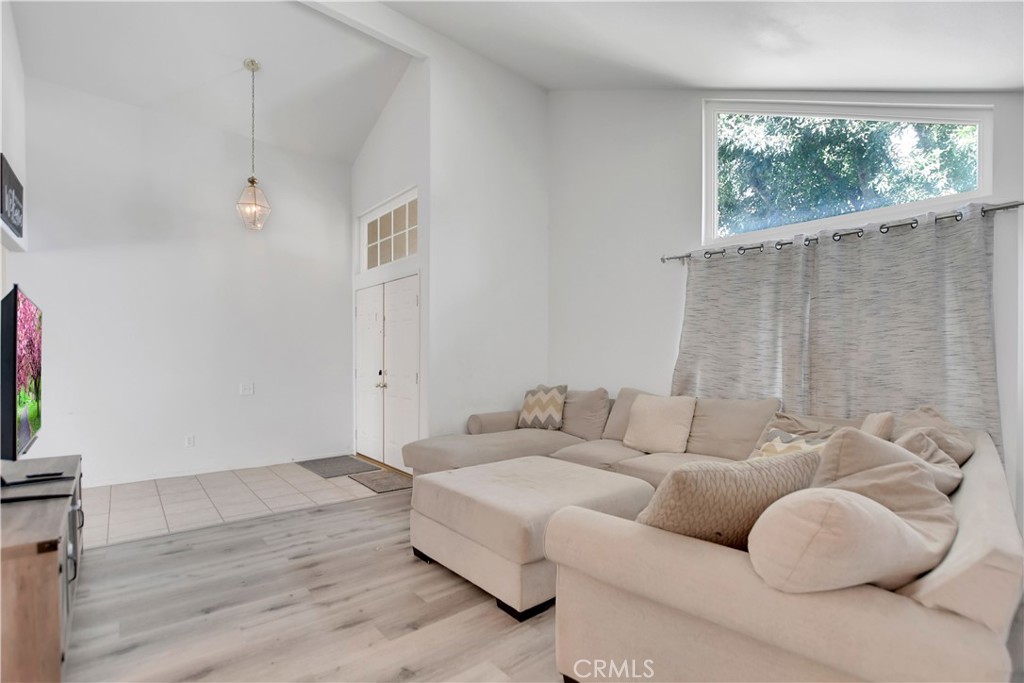 965 Hardwick Property Photo 10