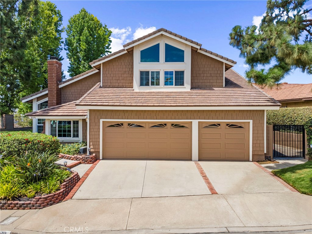 808 S Bluebird Property Photo 2