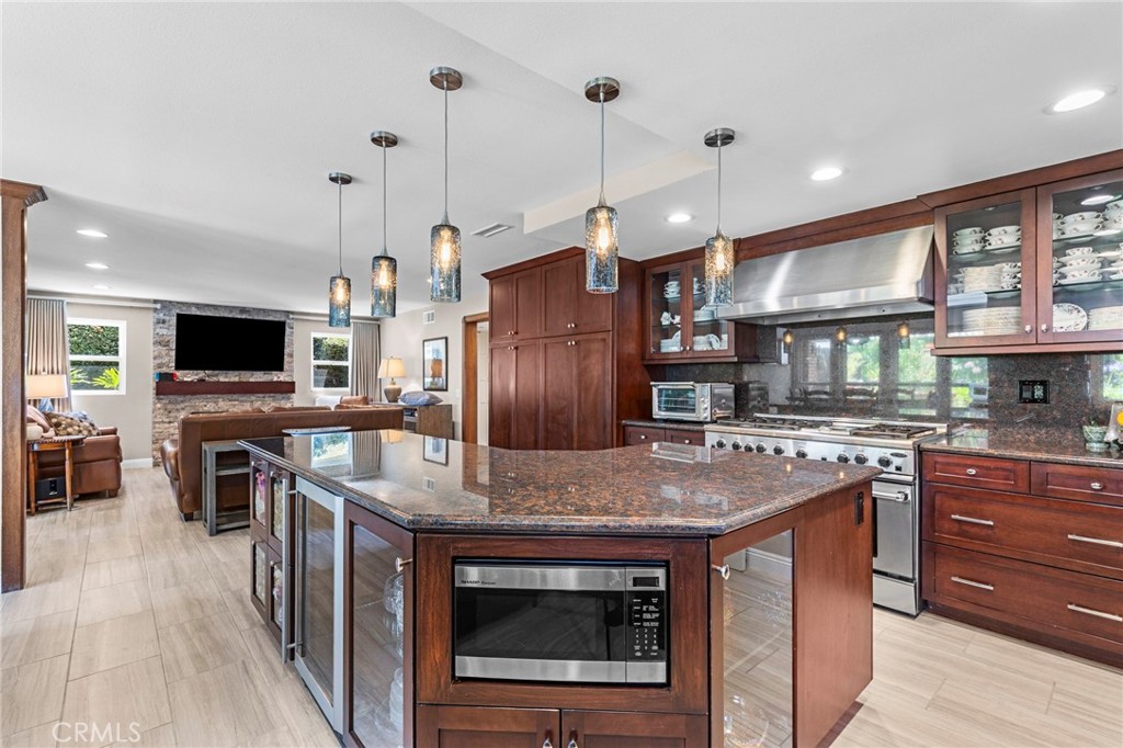 808 S Bluebird Property Photo 15
