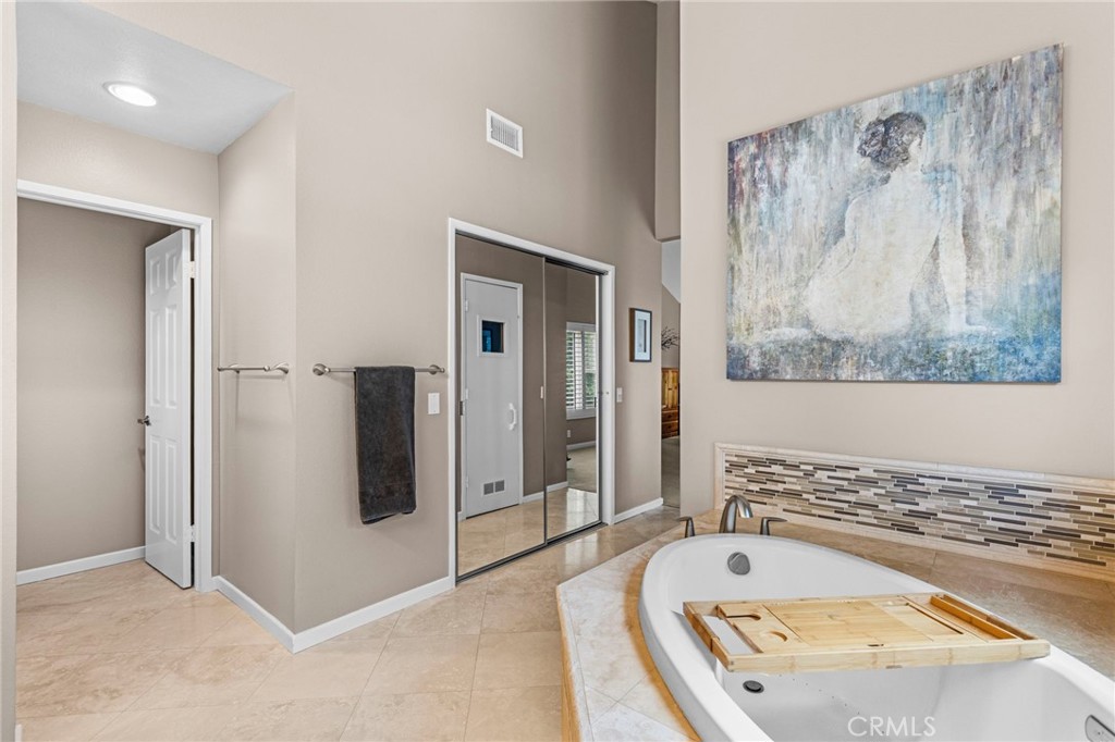 808 S Bluebird Property Photo 32