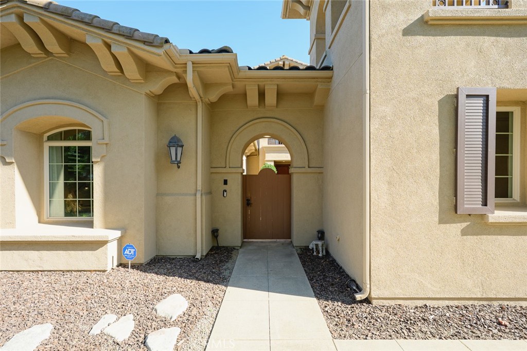 3035 Venezia Property Photo 8