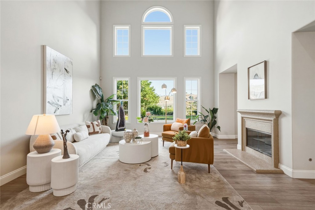 3035 Venezia Property Photo 9