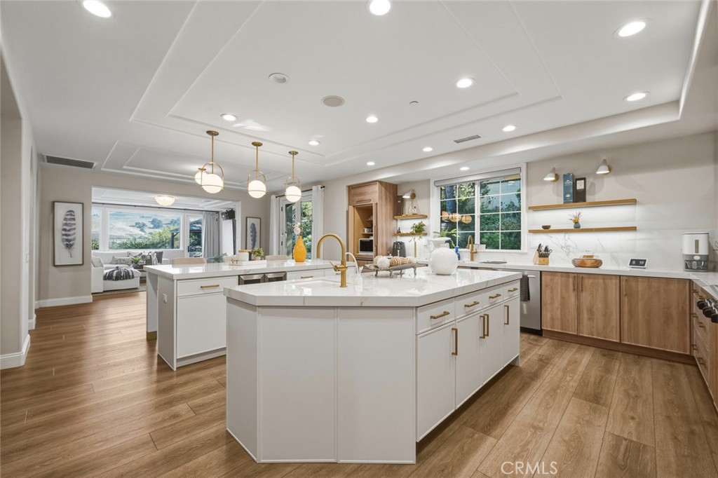 3035 Venezia Property Photo 20