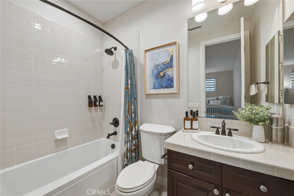 3035 Venezia Property Photo 49