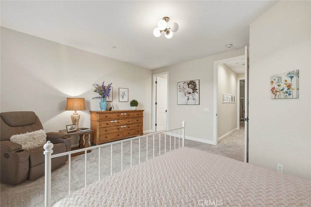 3035 Venezia Property Photo 51