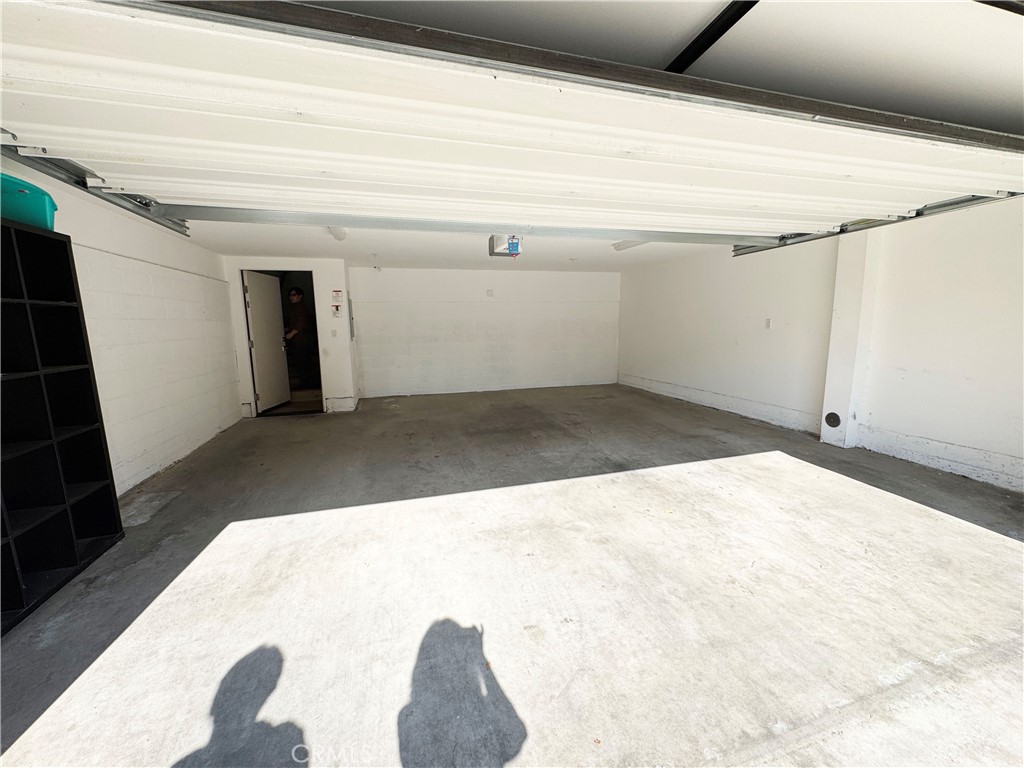 501 N Santa Anita D Property Photo 4