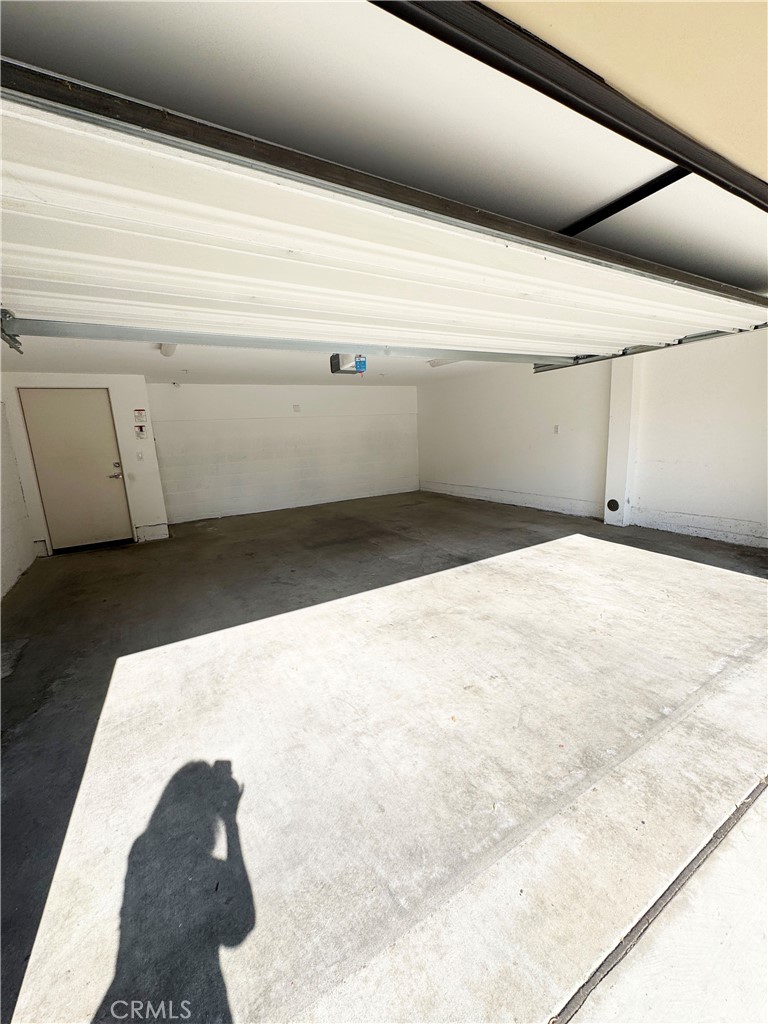 501 N Santa Anita D Property Photo 5