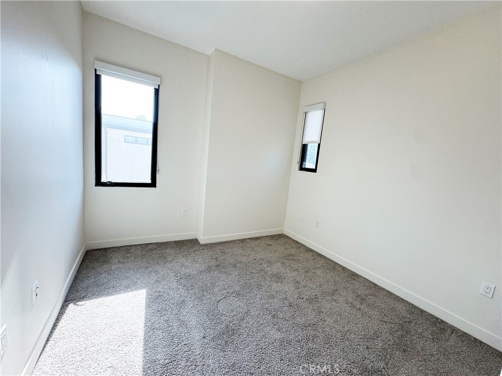 501 N Santa Anita D Property Photo 29