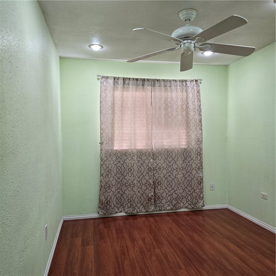 1908 E Highland Court Property Photo 34