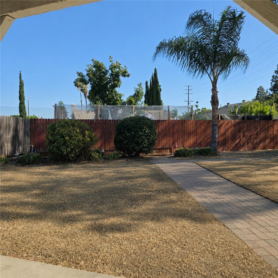 1908 E Highland Court Property Photo 39