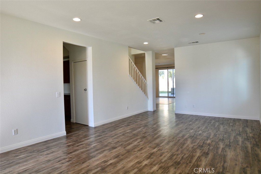 14234 Grayling Drive Property Photo 2
