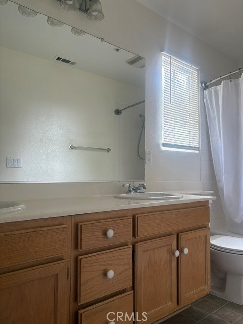 464 Middlebury Court Property Photo 7