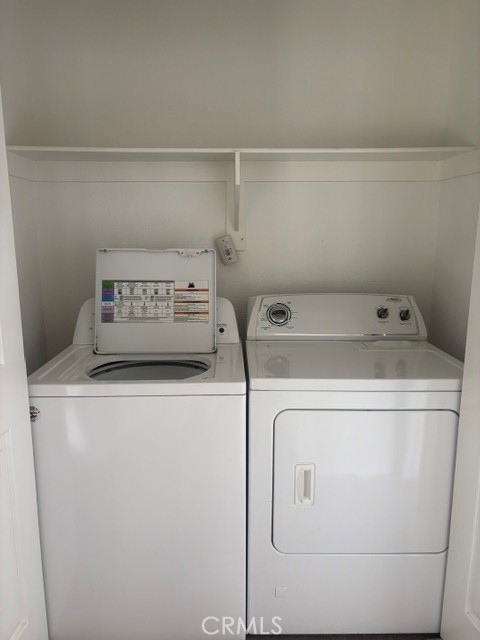 464 Middlebury Court Property Photo 11