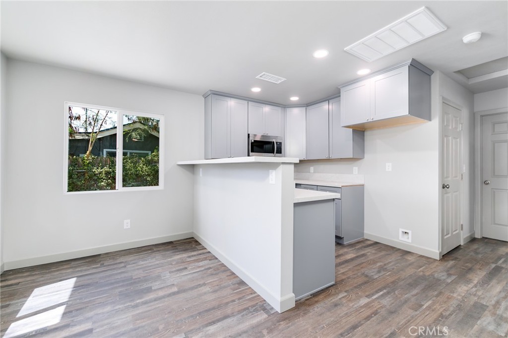 11184 Adella Street Property Photo 5