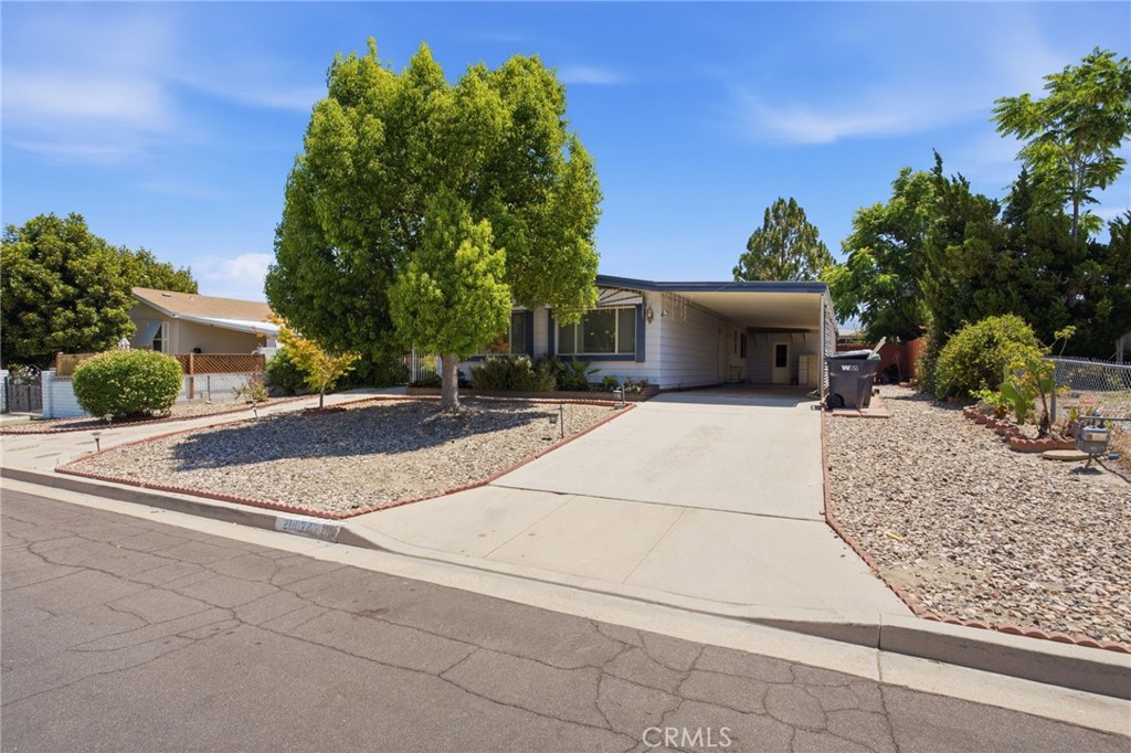 26024 Chelsea Property Photo 5