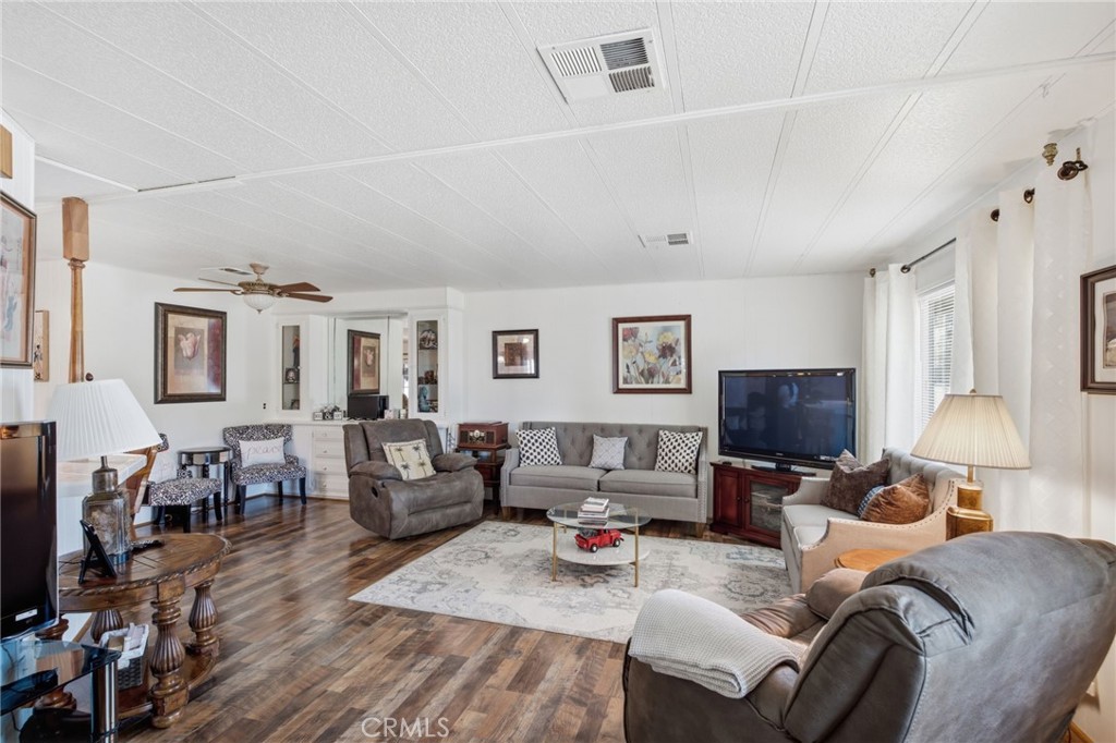 26024 Chelsea Property Photo 11
