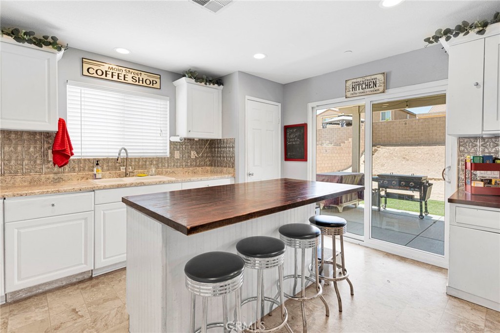 11913 Andrews Place Property Photo 17