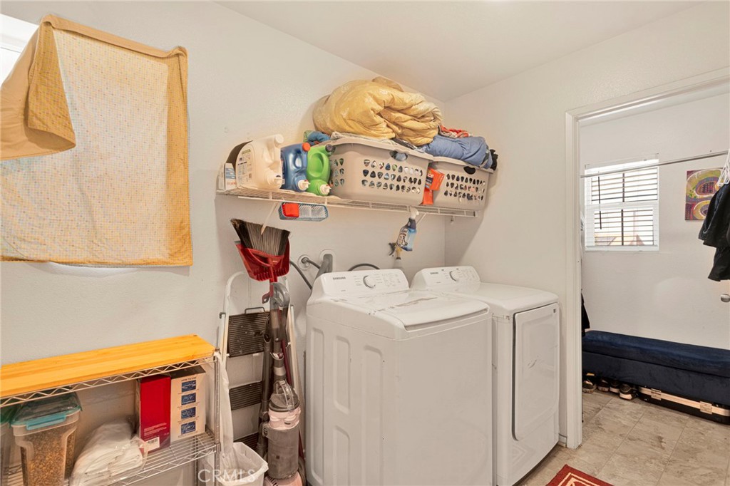 11913 Andrews Place Property Photo 30
