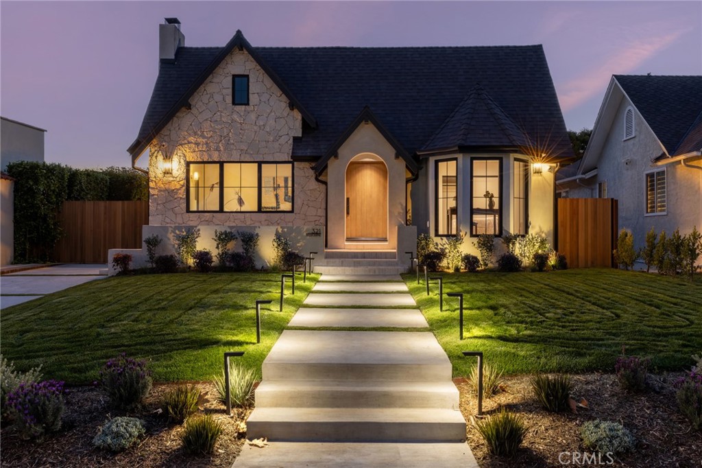 321 N Lucerne