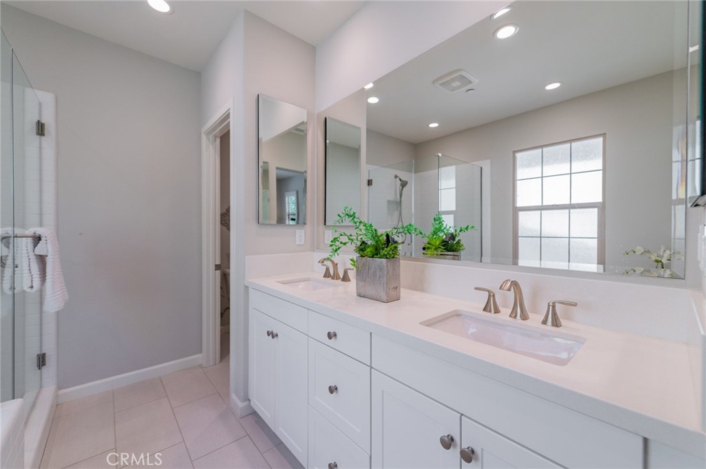 124 Holly Springs Property Photo 23