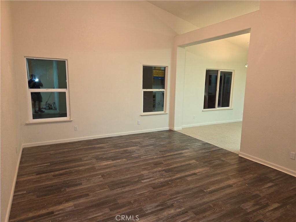1511 Ronnie Court Property Photo 5