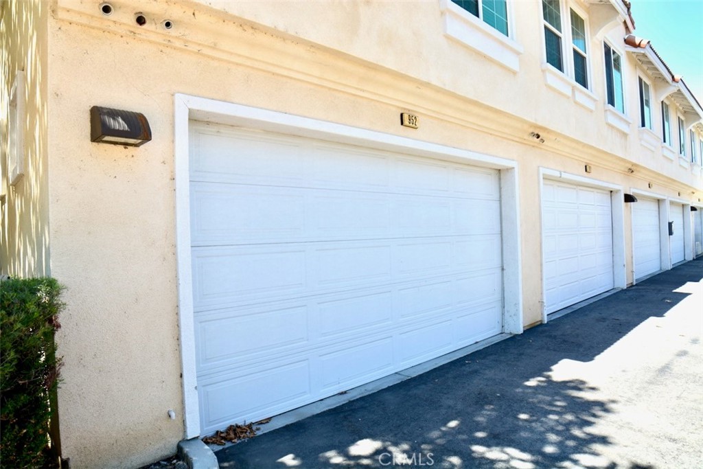 15447 Pomona Rincon Road 952 Property Photo 6