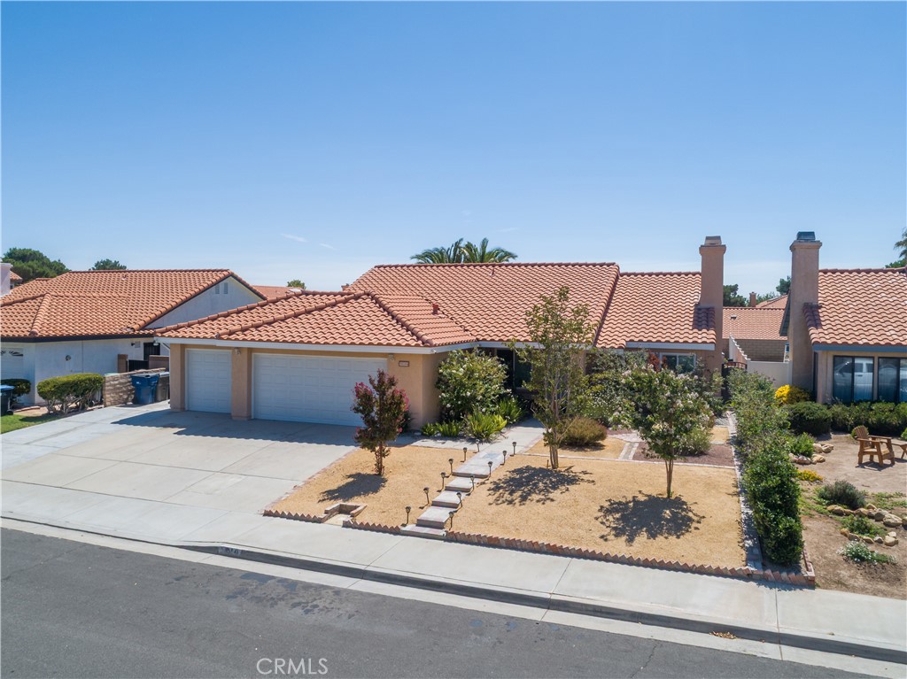 38104 Miramonte Property Photo 1
