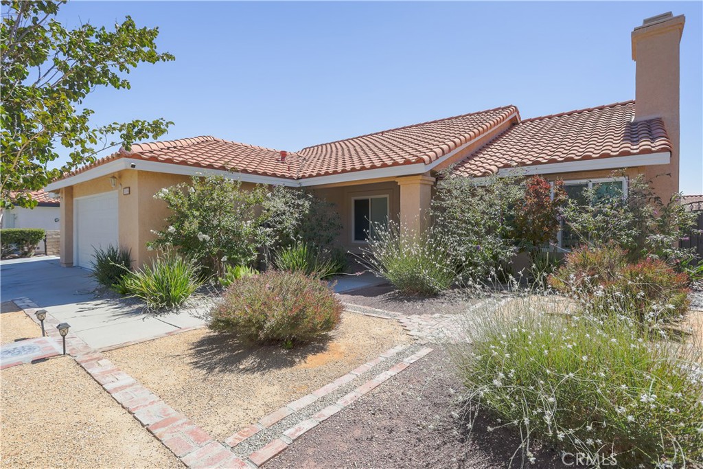 38104 Miramonte Property Photo 3