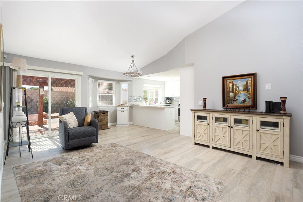 38104 Miramonte Property Photo 7