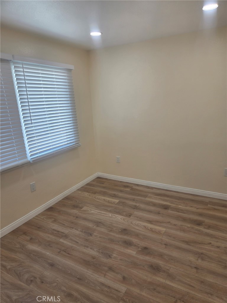 929 E Barbara Property Photo 11