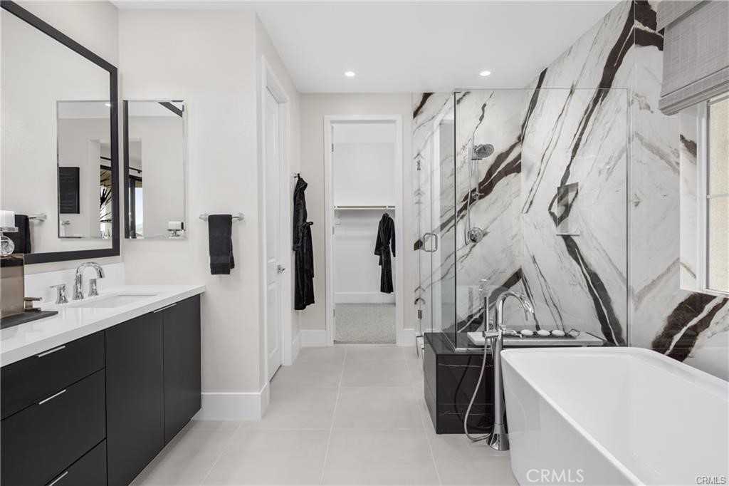 22081 Manarola Property Photo 16