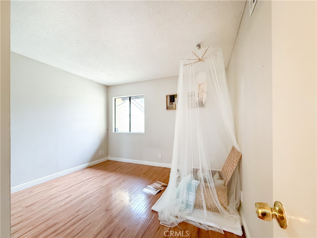 1034 E Romney Drive Property Photo 30