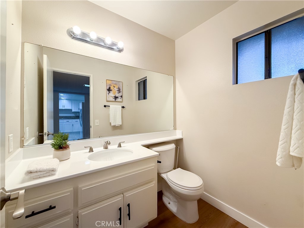 1034 E Romney Drive Property Photo 31