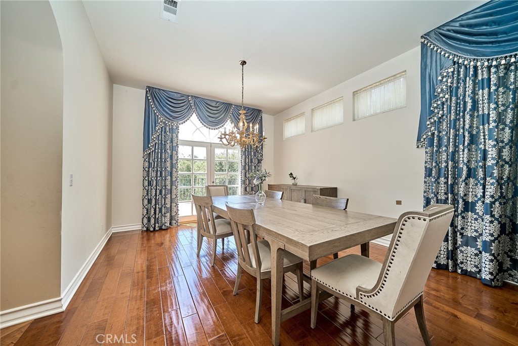 1089 Village Drive Property Photo 6