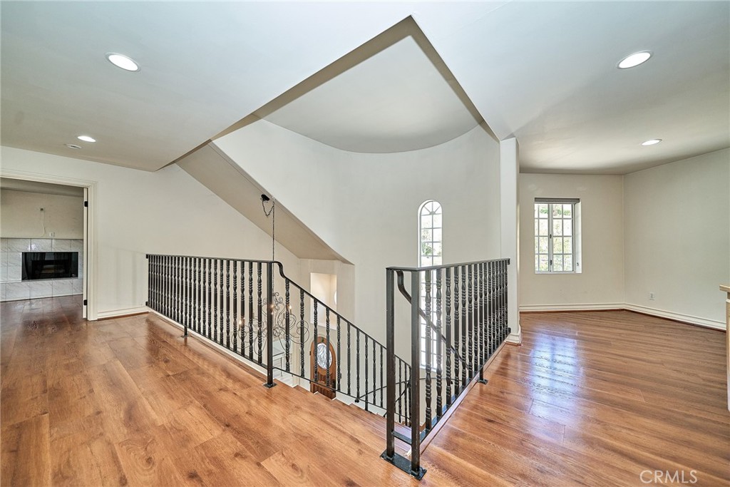 1089 Village Drive Property Photo 22