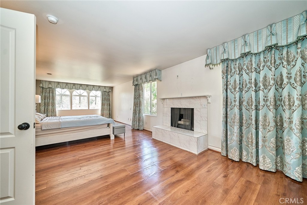 1089 Village Drive Property Photo 25