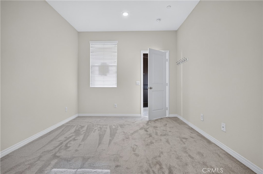 2151 Citrus Place A Property Photo 8