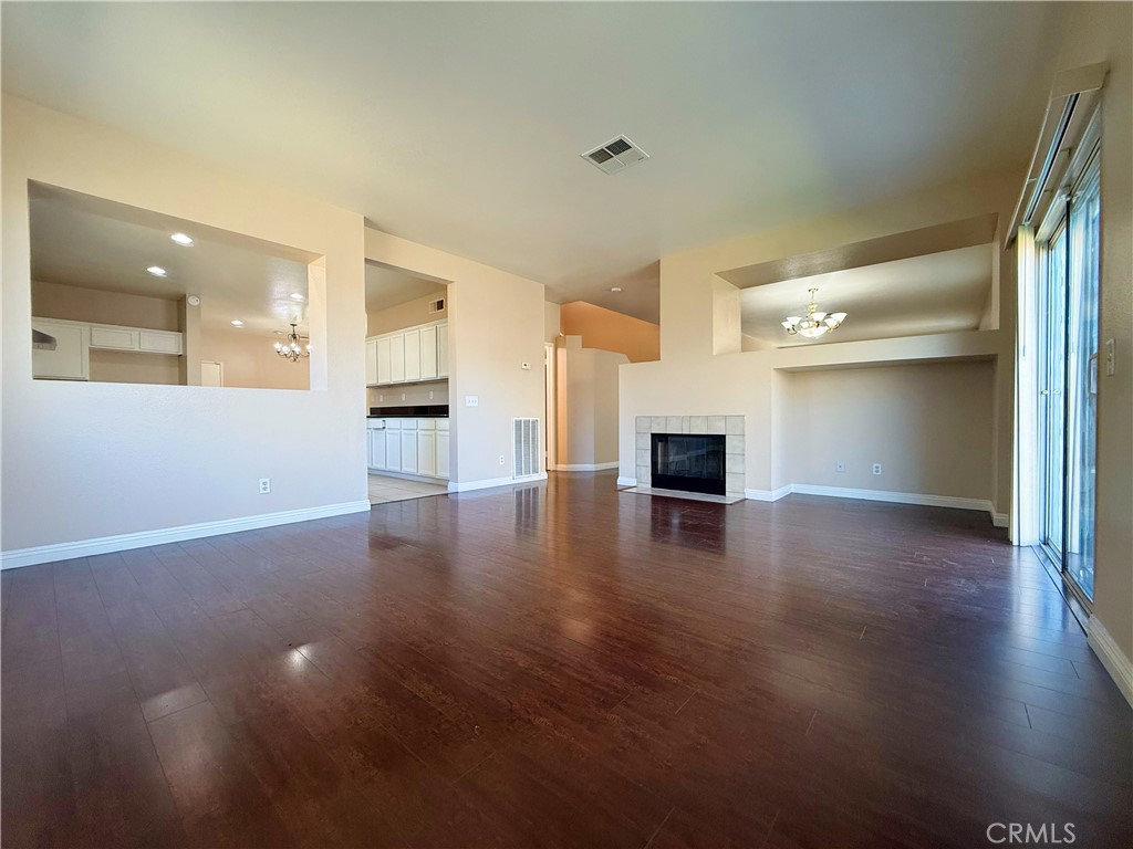 6569 Gladiola Property Photo 3