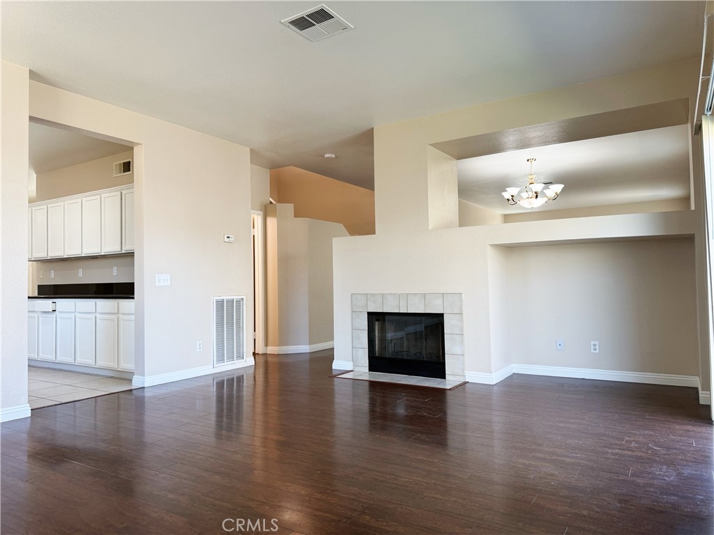 6569 Gladiola Property Photo 4