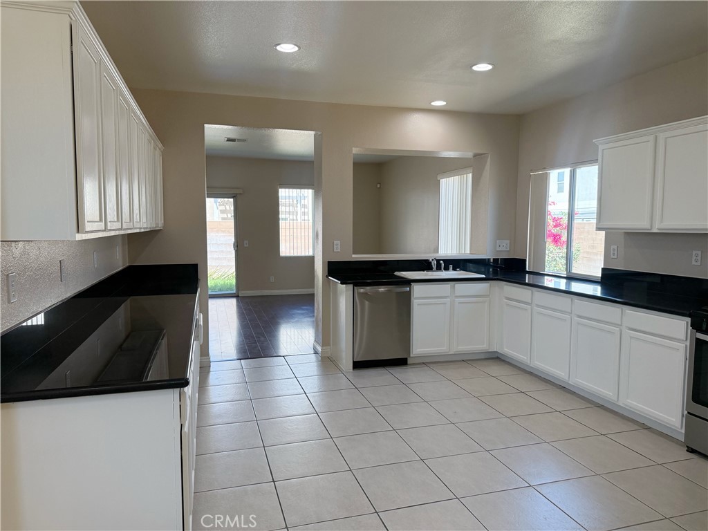 6569 Gladiola Property Photo 11