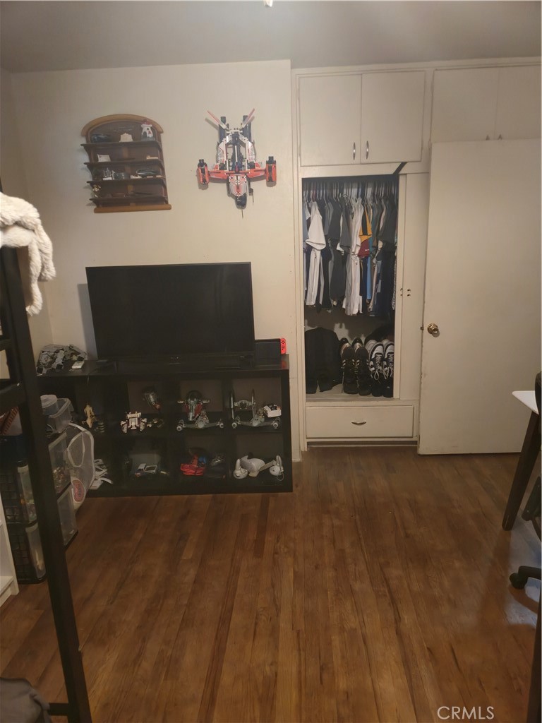3309 3311 Brockton Ave Property Photo 8