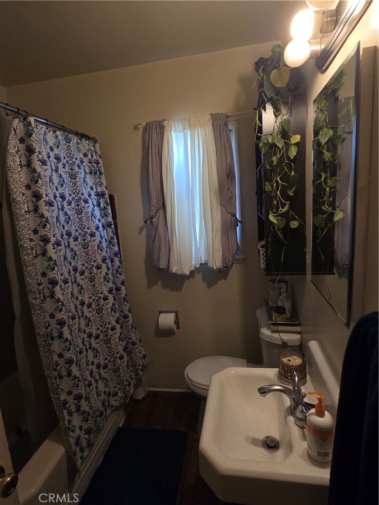 3309 3311 Brockton Ave Property Photo 11
