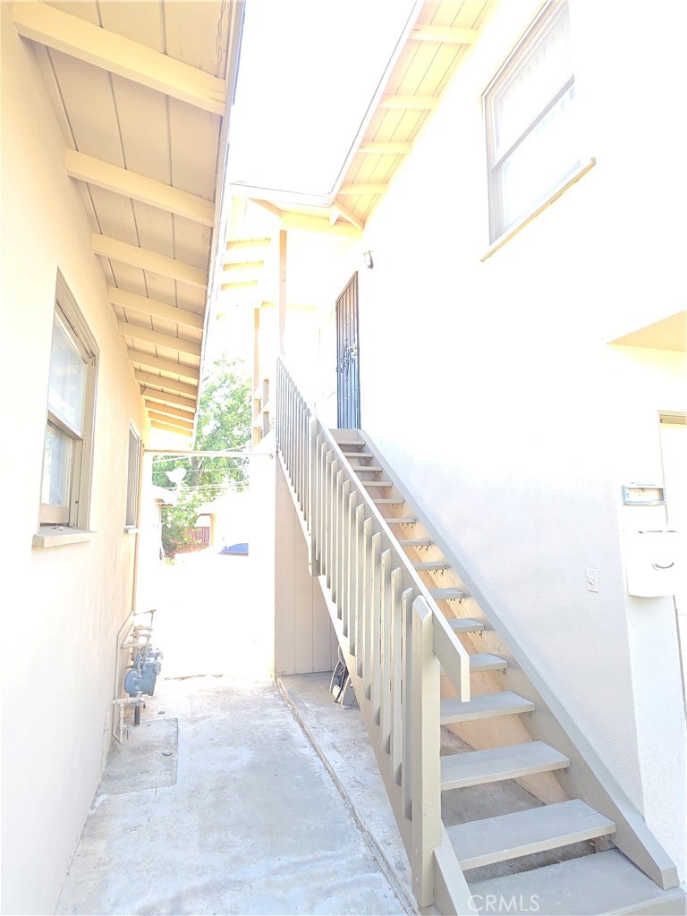 3309 3311 Brockton Ave Property Photo 14